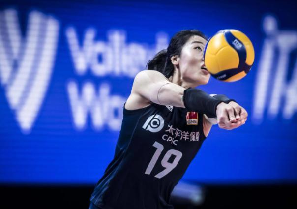 排球官方公布最新积分榜,悬念再起 排球官方公布最新积分榜,悬念再起