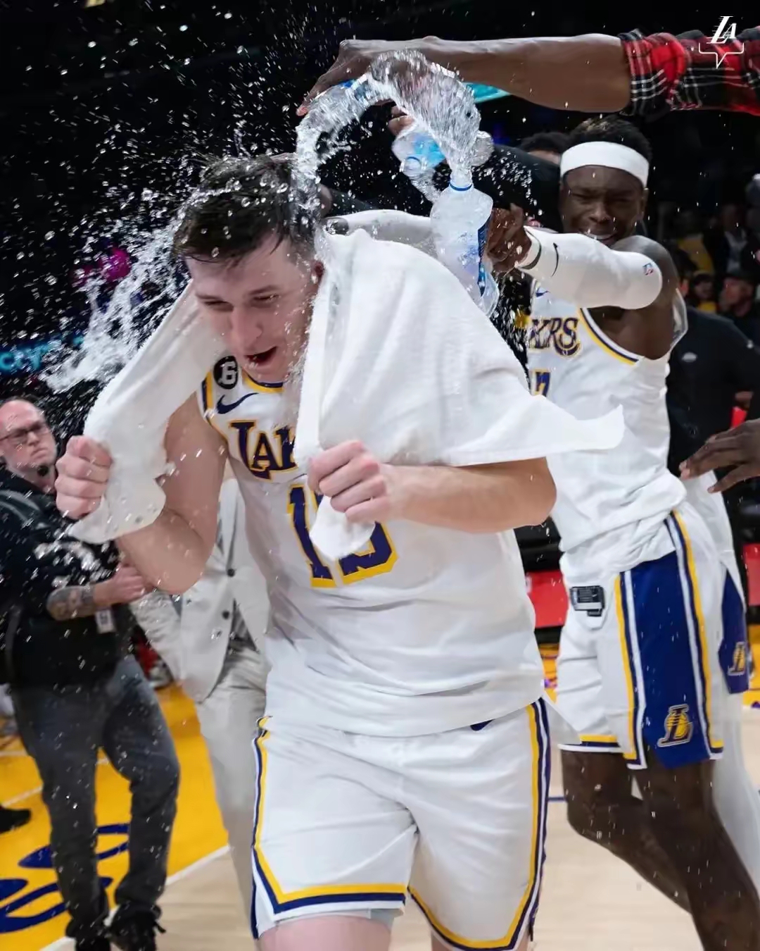 球星爆发！奥运会赛场再现神级操作的简单介绍