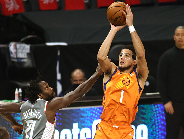 包含田径战术调整奏效，成功扭转局势的词条