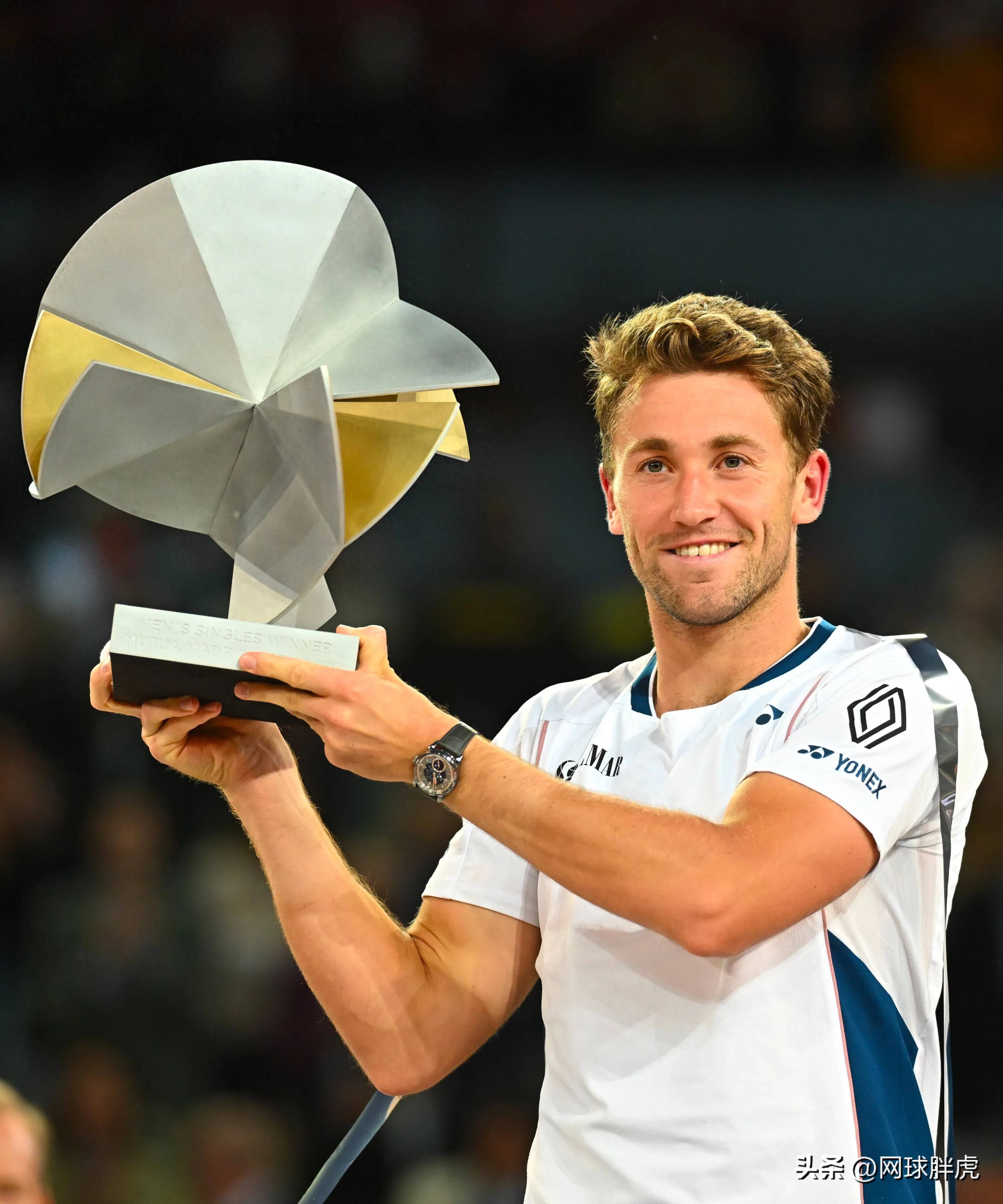 ATP总决赛完胜拉沃尔杯,鲁德统治全场 ATP总决赛完胜拉沃尔杯,鲁德统治全场