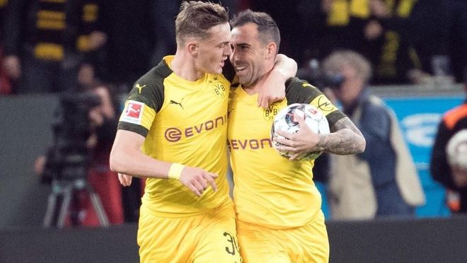 德国碾压多特蒙德,苏亚雷斯扛起全队 德国碾压多特蒙德,苏亚雷斯扛起全队