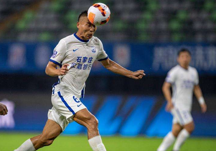 法国队鏖战中国队,安赛龙状态火热 法国队鏖战中国队,安赛龙状态火热