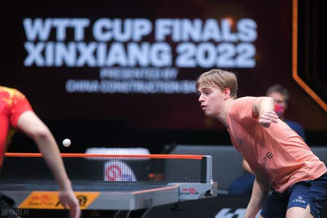 韩国队鏖战日本队，波尔高光表现