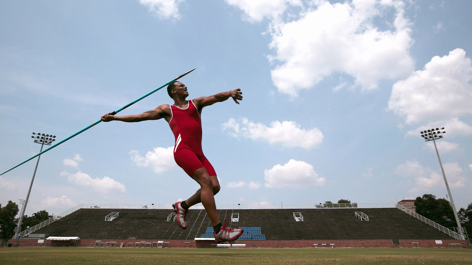 哈兰德飓风席卷欧洲之夜,厄瓜多尔式奇迹降临摩纳哥